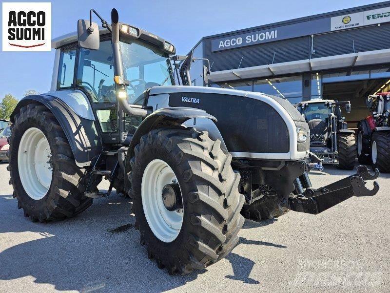 Valtra T190 CR Traktori