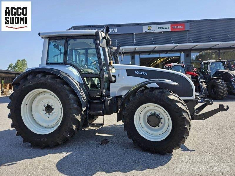 Valtra T190 CR Traktori