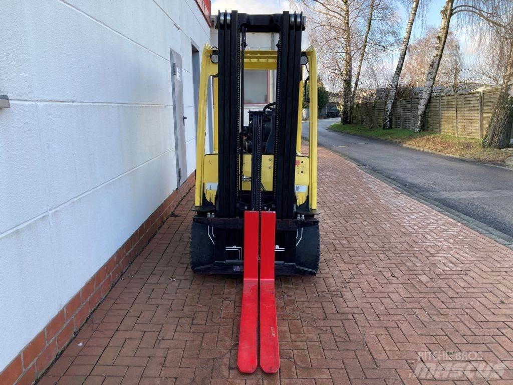 Hyster J 3.0 XN Električni viljuškari