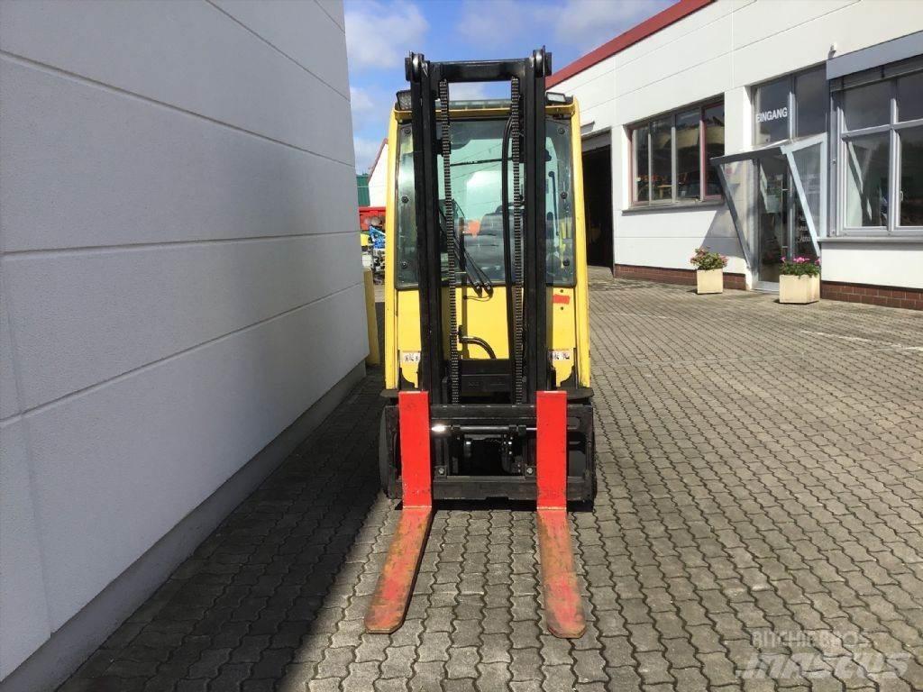 Hyster J 3.0 XN Električni viljuškari