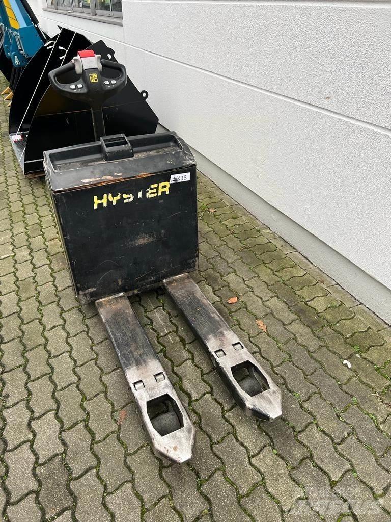 Hyster P 2.0 Nisko podizni električni viljuškar