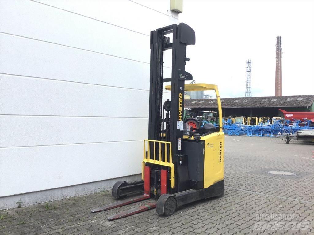 Hyster R 1.6 Viljuškari sa pomičnim stupom