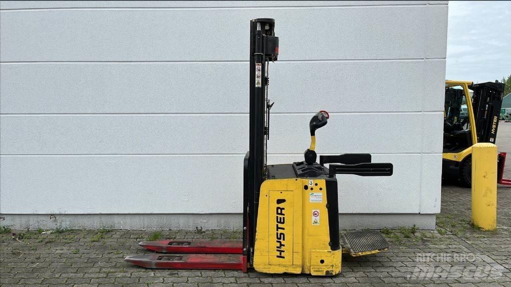 Hyster S1.5S Ručni električni viljuškar