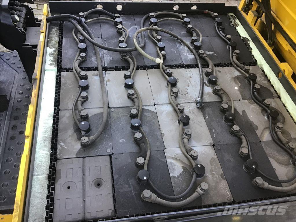 Hyundai 32B-7 Električni viljuškari