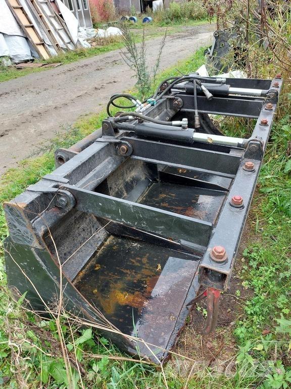  REHUKAUHA Prednji utovarivači i bageri