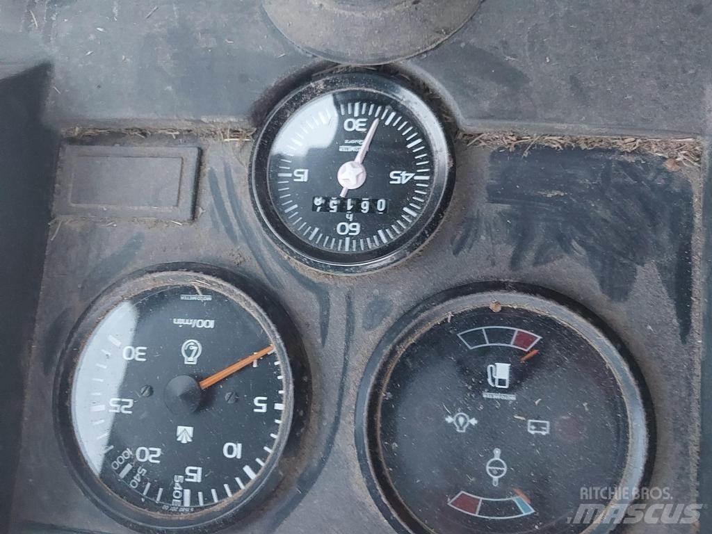 Valmet 665 Traktori