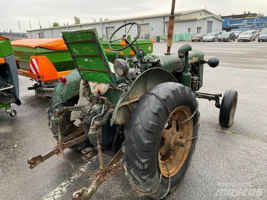 Zetor A25 Traktori