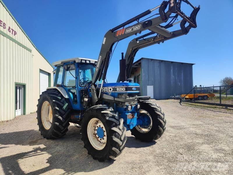 Ford 8210 Traktori