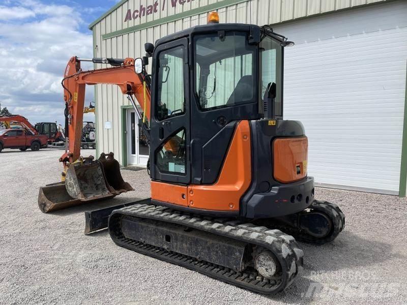 Hitachi ZX48U Mini bageri < 7t