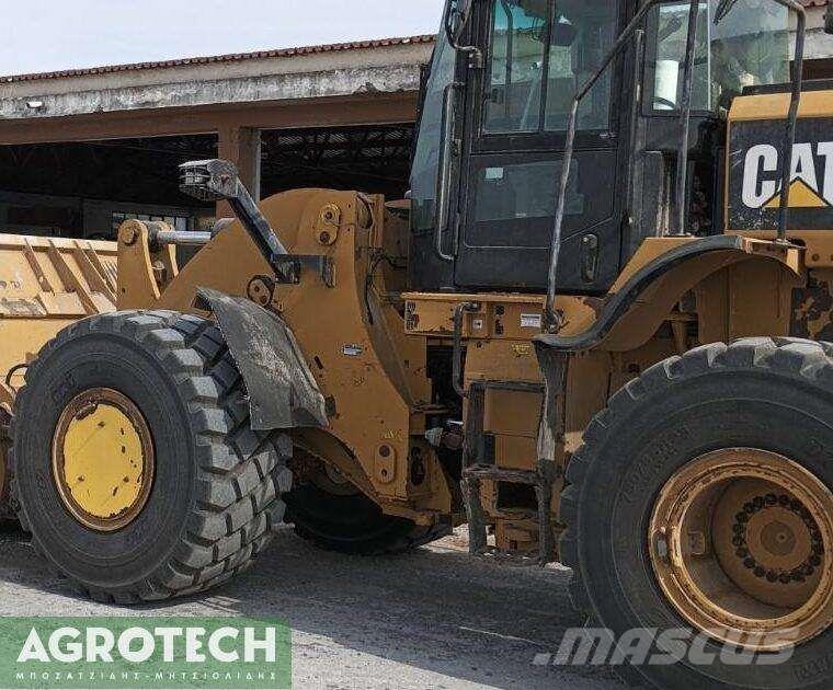 CAT 962M Traktori