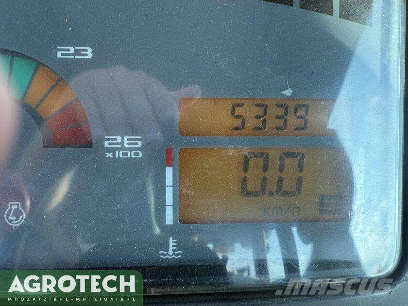 CLAAS Ares 826 RZ Traktori