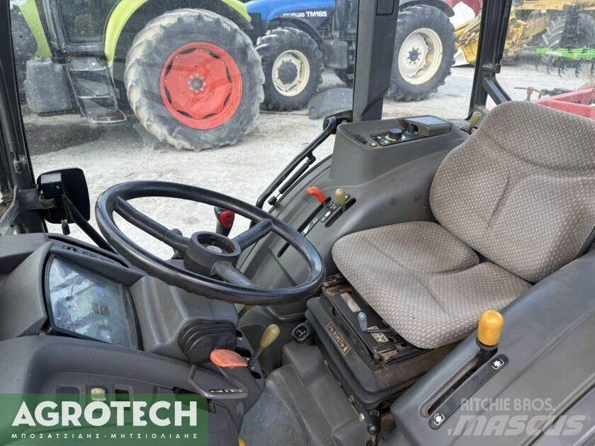 CLAAS Nectis 237VE Traktori