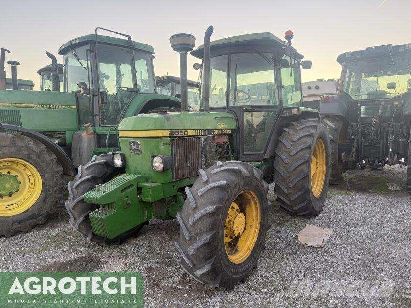 John Deere 2650 Traktori