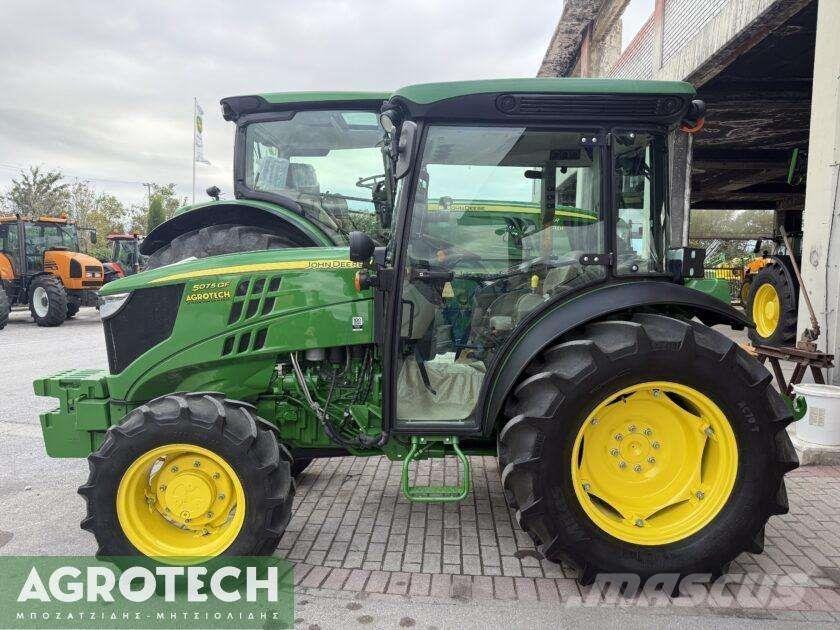 John Deere 5075 GF Traktori