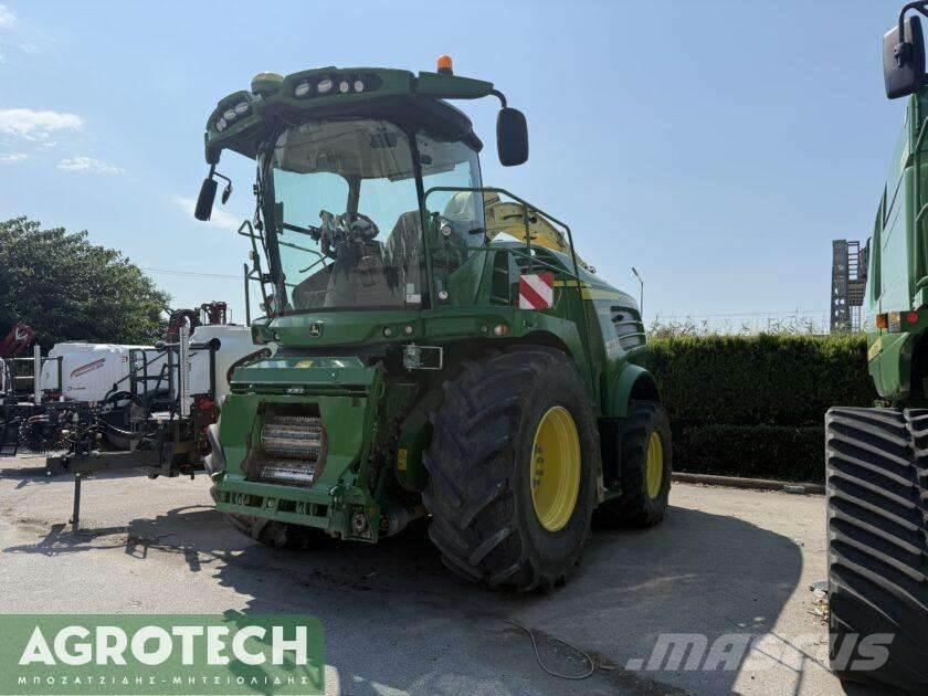 John Deere 8300 Traktori