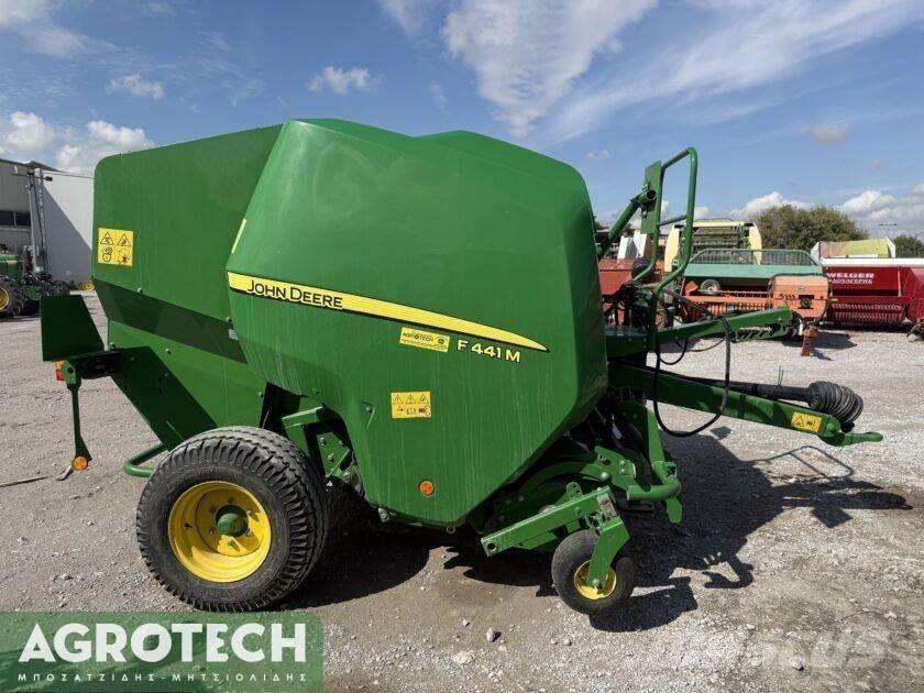 John Deere F441M Prese/balirke za rolo bale