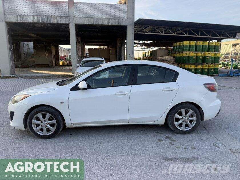 Mazda 3 Automobili