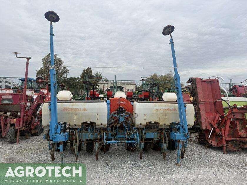 Monosem NG PLUS 4 Traktori