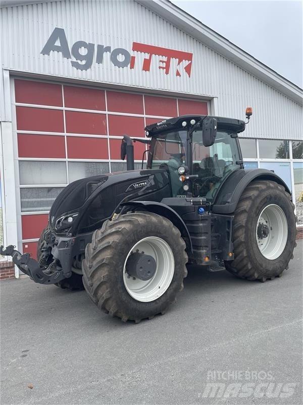 Valtra S394 Traktori
