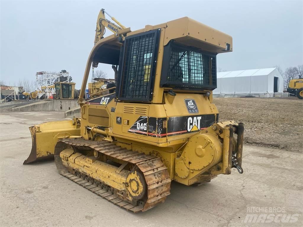 CAT D4G XL Buldožeri guseničari