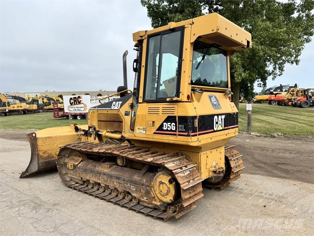CAT D5G XL Buldožeri guseničari