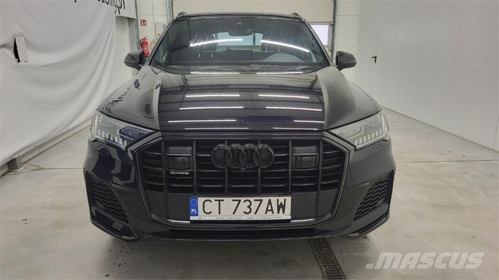 Audi Q7 Automobili