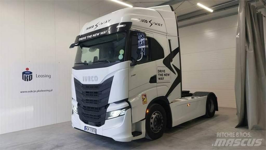 Iveco AS Tegljači