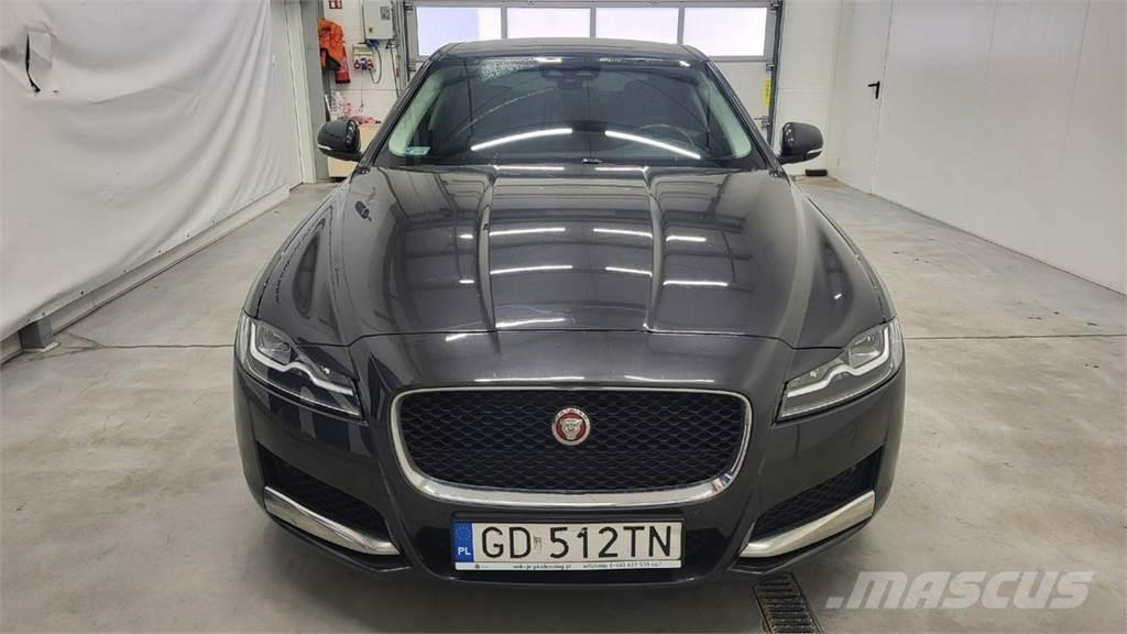 Jaguar XF Automobili