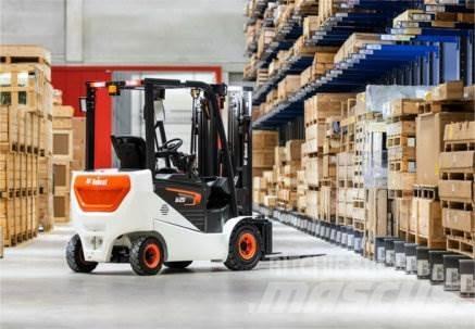 Bobcat B 25NS Električni viljuškari