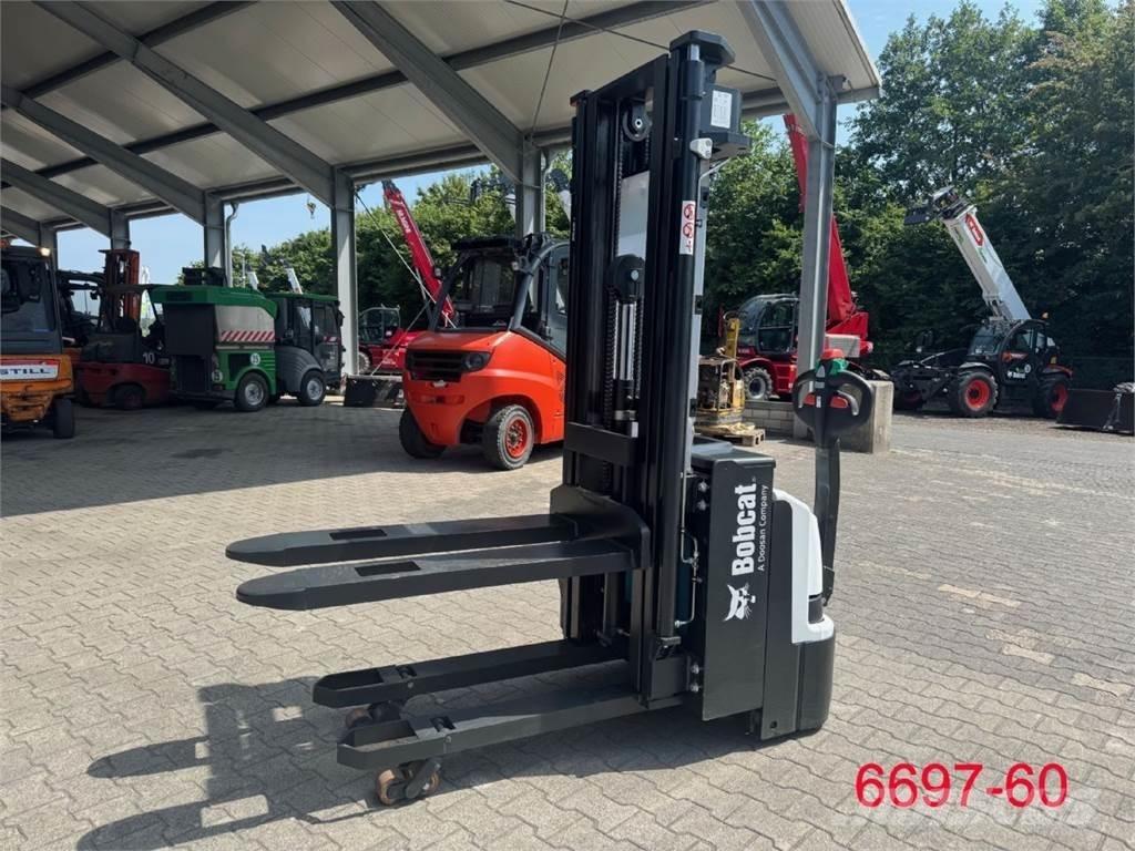 Bobcat BSL 12 N-7i Ručni električni viljuškar