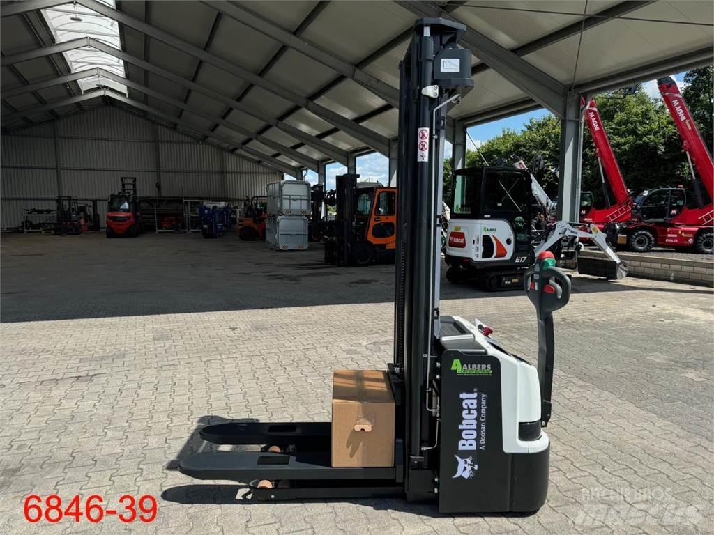 Bobcat BSL 16 N 7 Ručni električni viljuškar