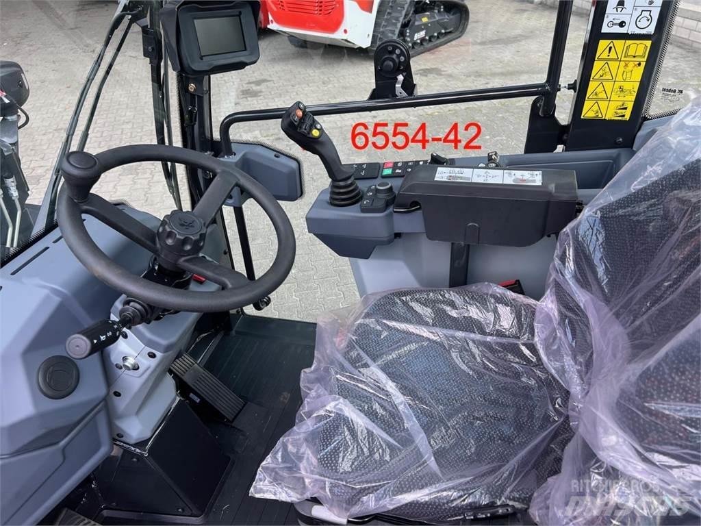 Bobcat L 85 Utovarivači na točkove
