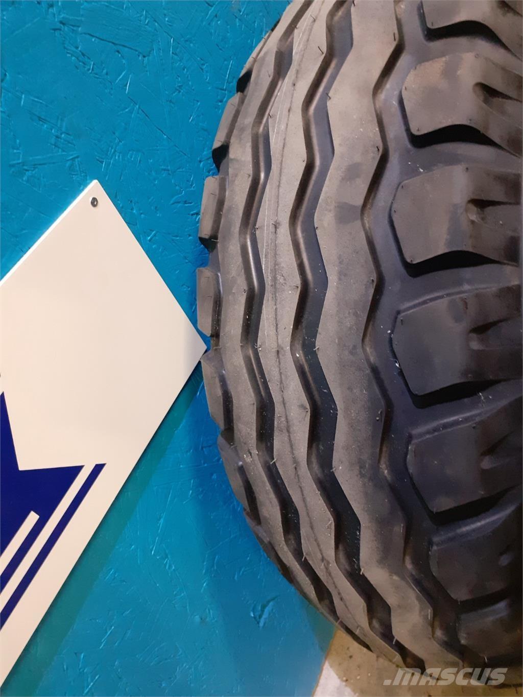  15.3 260/75-15.3 Gume, točkovi i felne