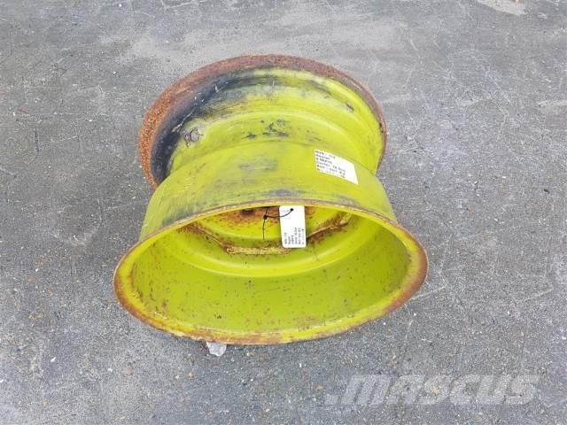  15 9.00X15 Gume, točkovi i felne