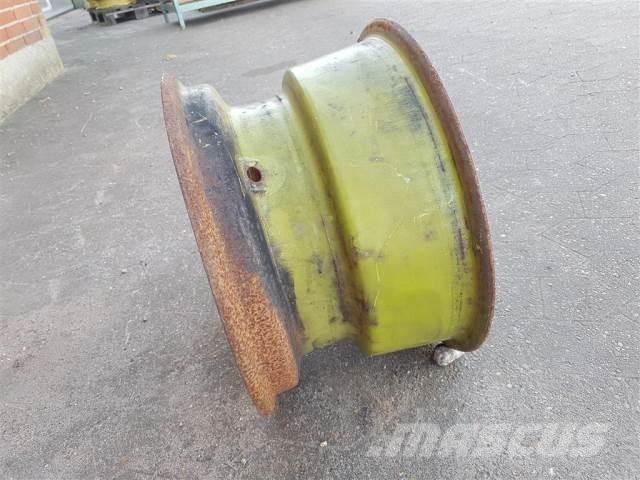  15 9.00X15 Gume, točkovi i felne