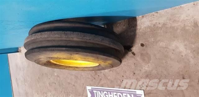  16 10.00-16 Gume, točkovi i felne