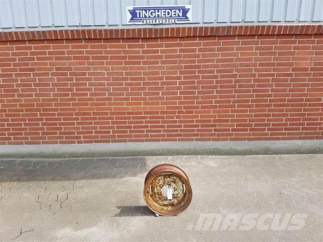  16 5.50FX16 Gume, točkovi i felne