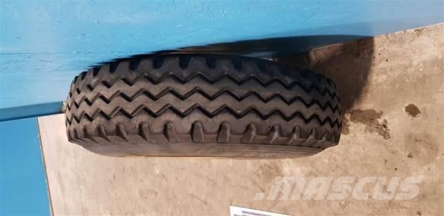  16 9.00R16 Gume, točkovi i felne