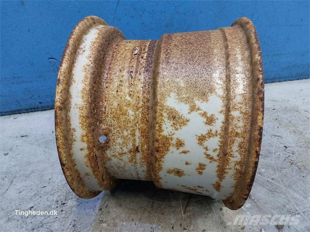  17 13.00X17 Gume, točkovi i felne