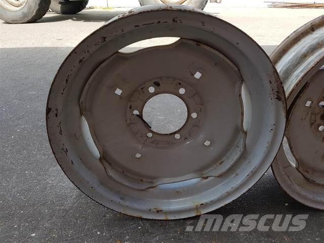  18 5.50FX18 Gume, točkovi i felne