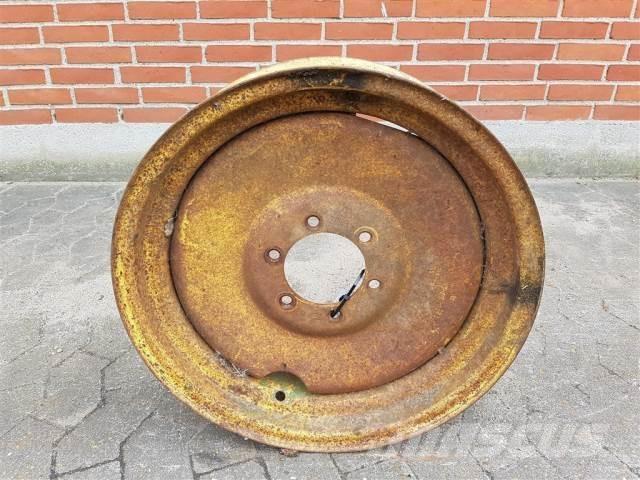  20 5.50FX20 Gume, točkovi i felne