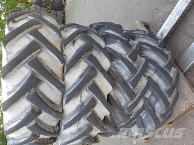  24 15.5/80-24 Gume, točkovi i felne