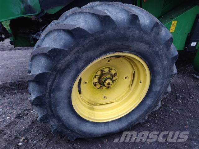  26 16.9R26 Gume, točkovi i felne