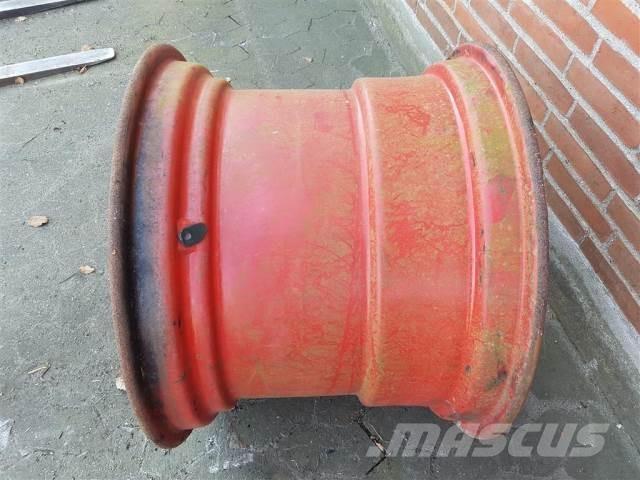  26 DW20X26 Gume, točkovi i felne