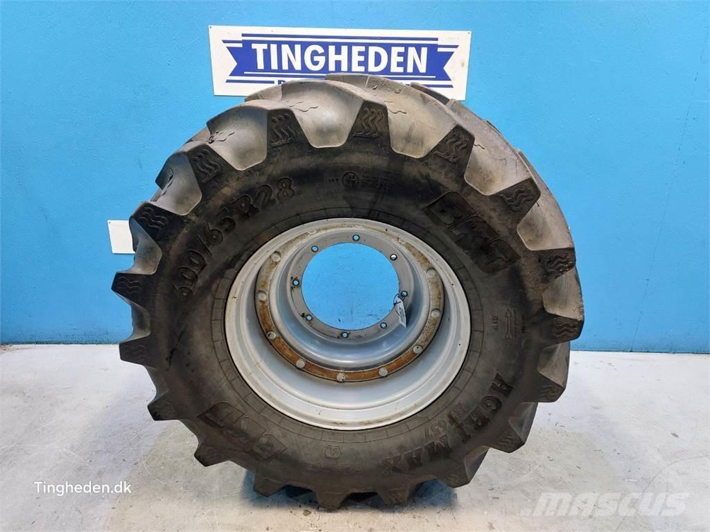  28 600/65R28 Gume, točkovi i felne