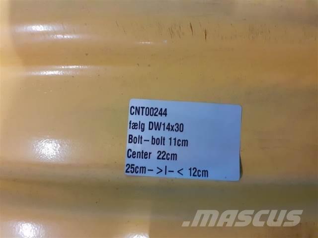  30'' 14X30 Gume, točkovi i felne