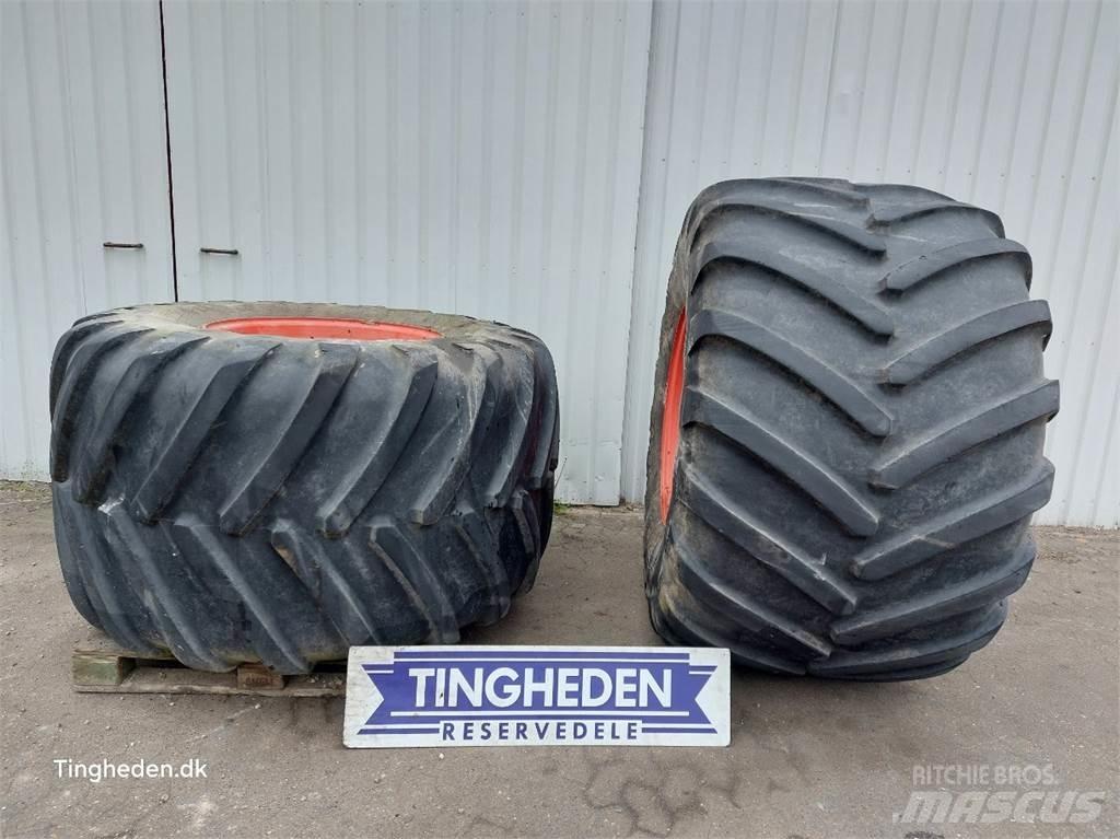 32 1050/50 R32 Gume, točkovi i felne