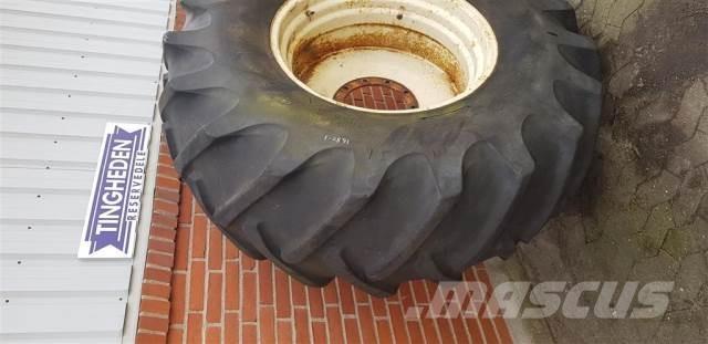  32 24.5-32 Gume, točkovi i felne