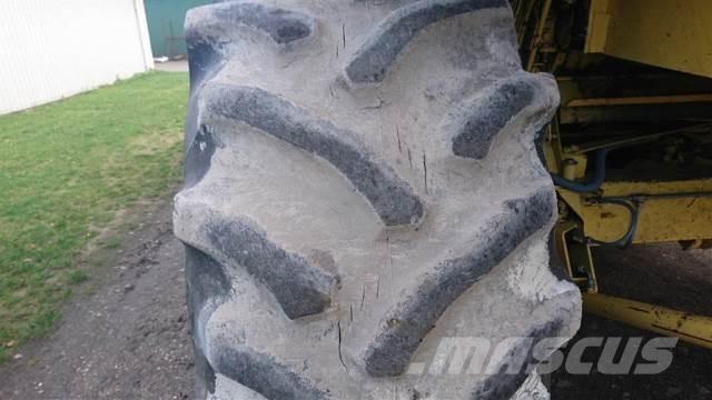 32 30.5L-32 Gume, točkovi i felne