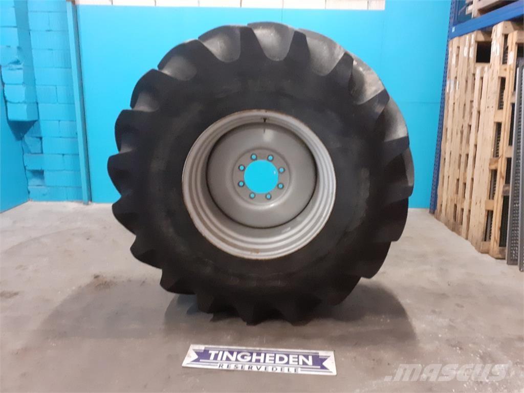  32 800/65R32 Gume, točkovi i felne